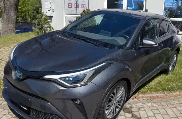 TOYOTA C-HR 