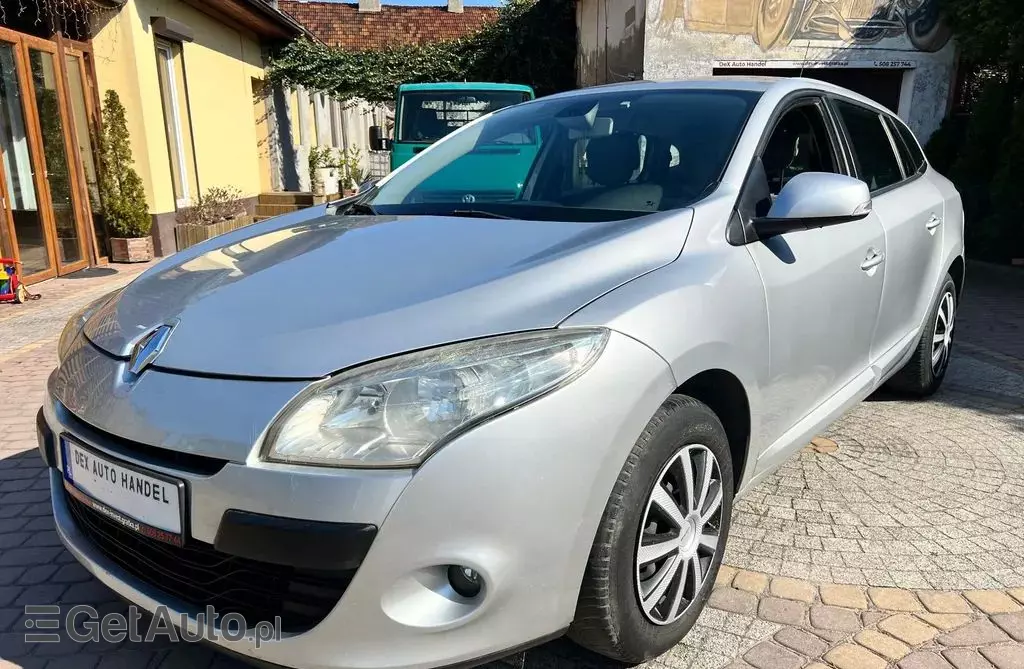 RENAULT Megane 