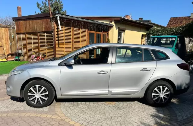 RENAULT Megane 