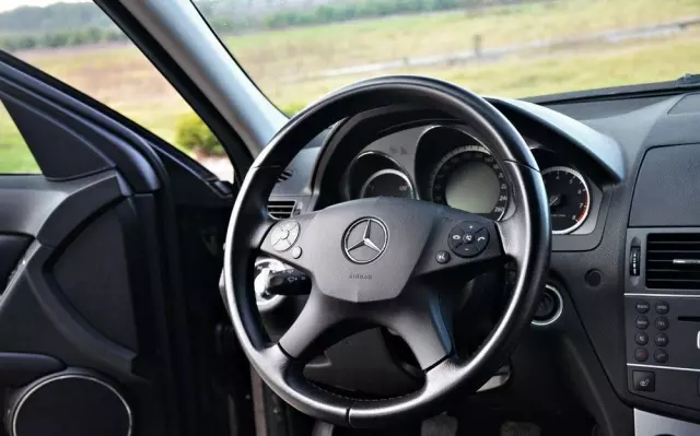 MERCEDES-BENZ Klasa C 
