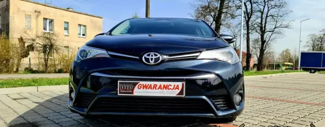 TOYOTA Avensis 