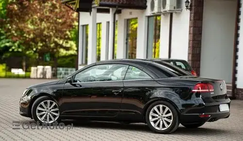 VOLKSWAGEN Eos 