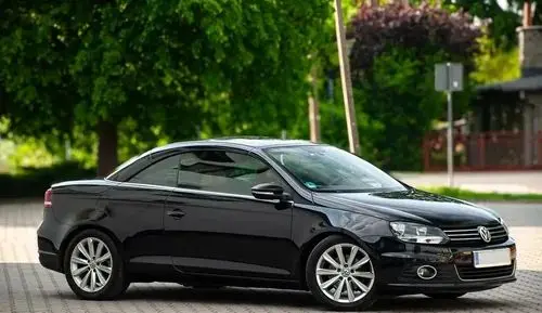VOLKSWAGEN Eos 