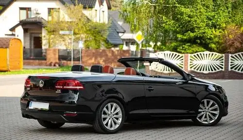 VOLKSWAGEN Eos 