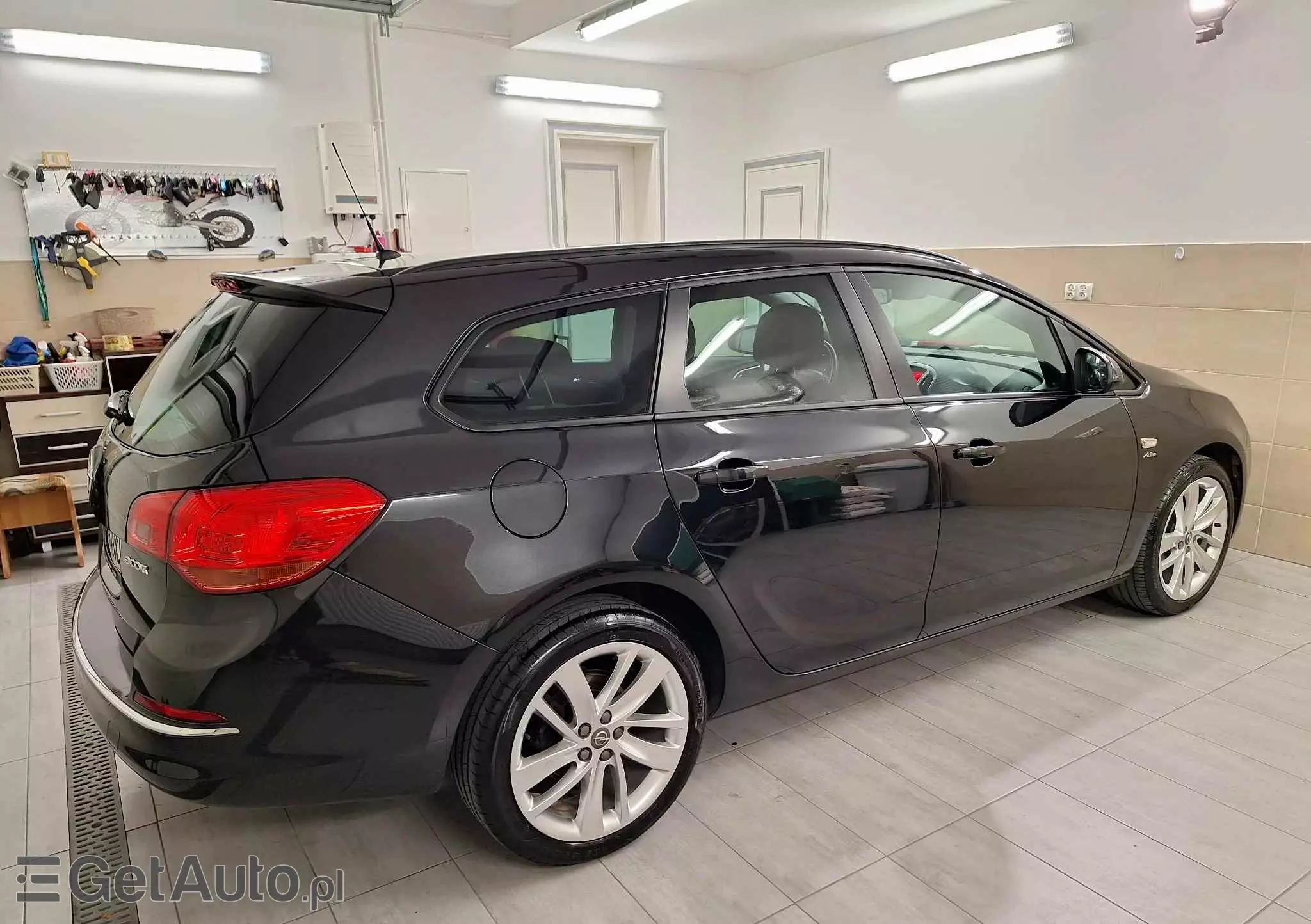 OPEL Astra IV 1.4 T Active EU6