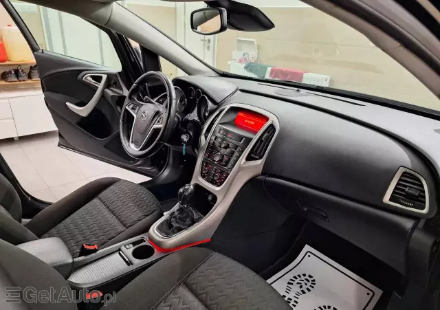 OPEL Astra IV 1.4 T Active EU6