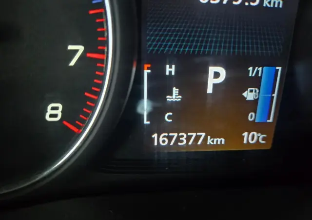 MITSUBISHI Outlander 2.0 2WD CVT Diamant