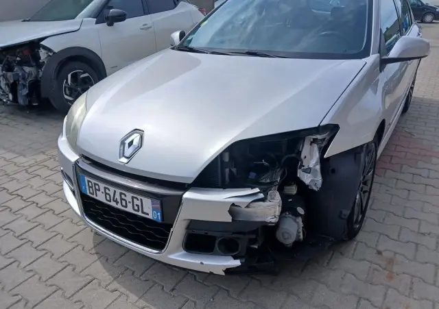 RENAULT Laguna DCi 150 FAP Start-Stop Limited