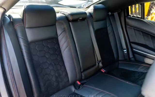 DODGE Charger 6.4 Scat Pack