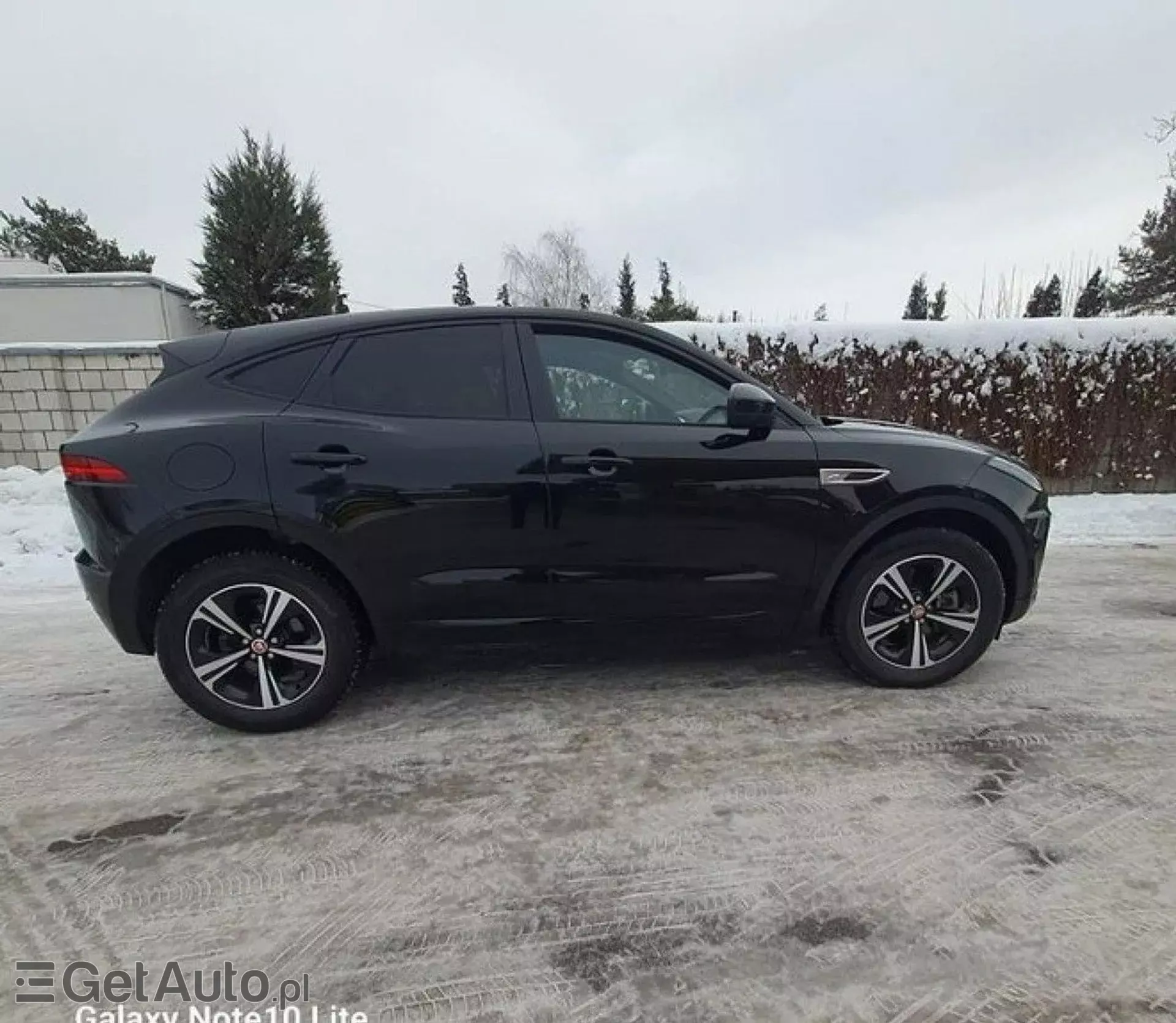 JAGUAR E-Pace 