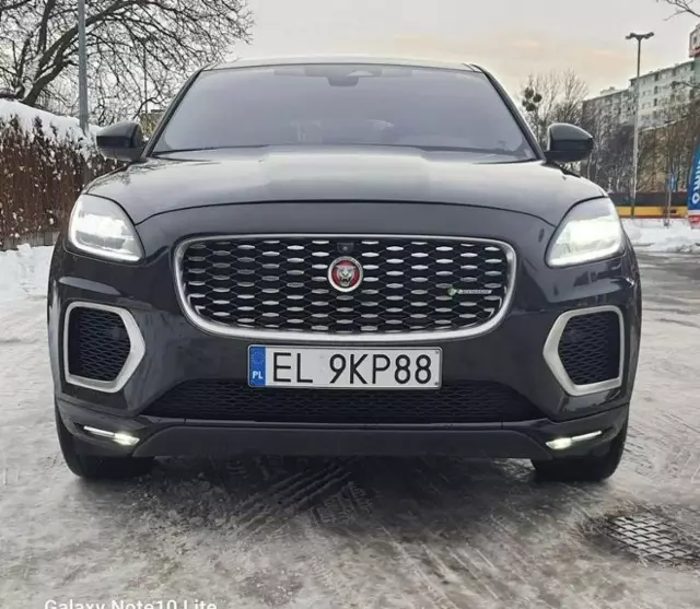 JAGUAR E-Pace 