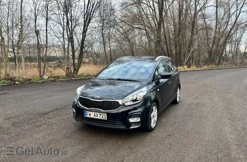 KIA Carens 