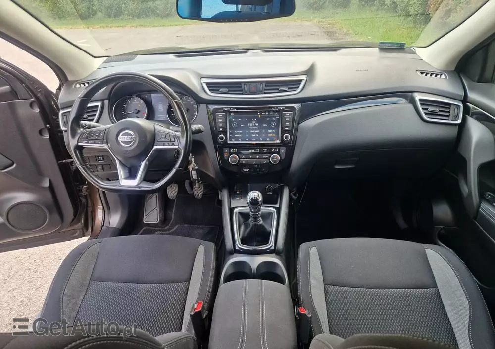 NISSAN Qashqai 1.2 DIG-T Tekna EU6