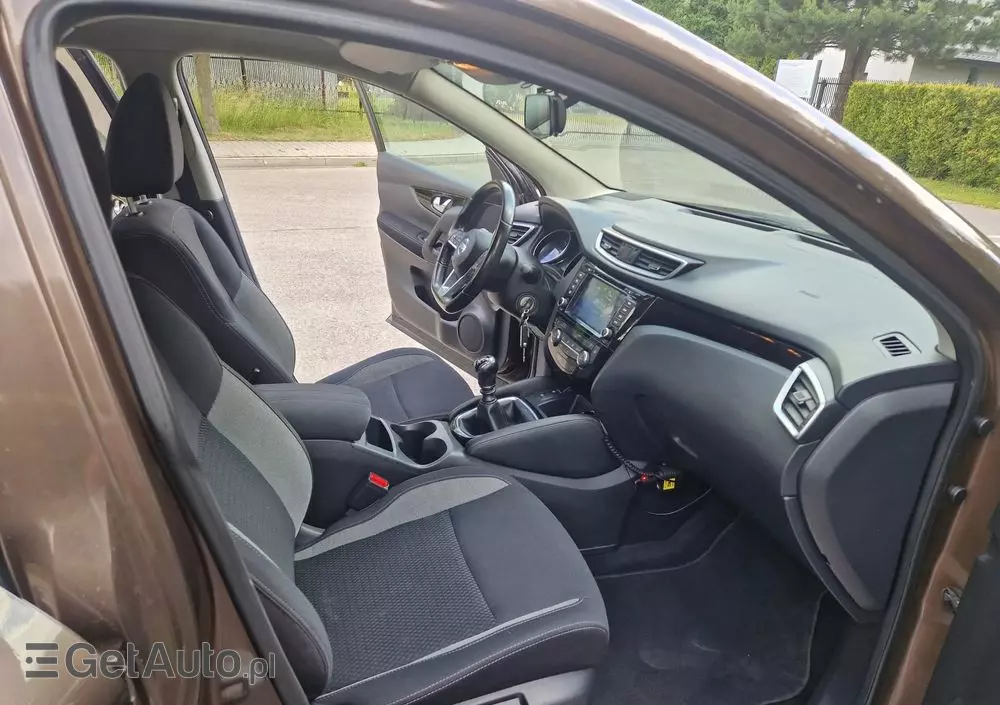 NISSAN Qashqai 1.2 DIG-T Tekna EU6