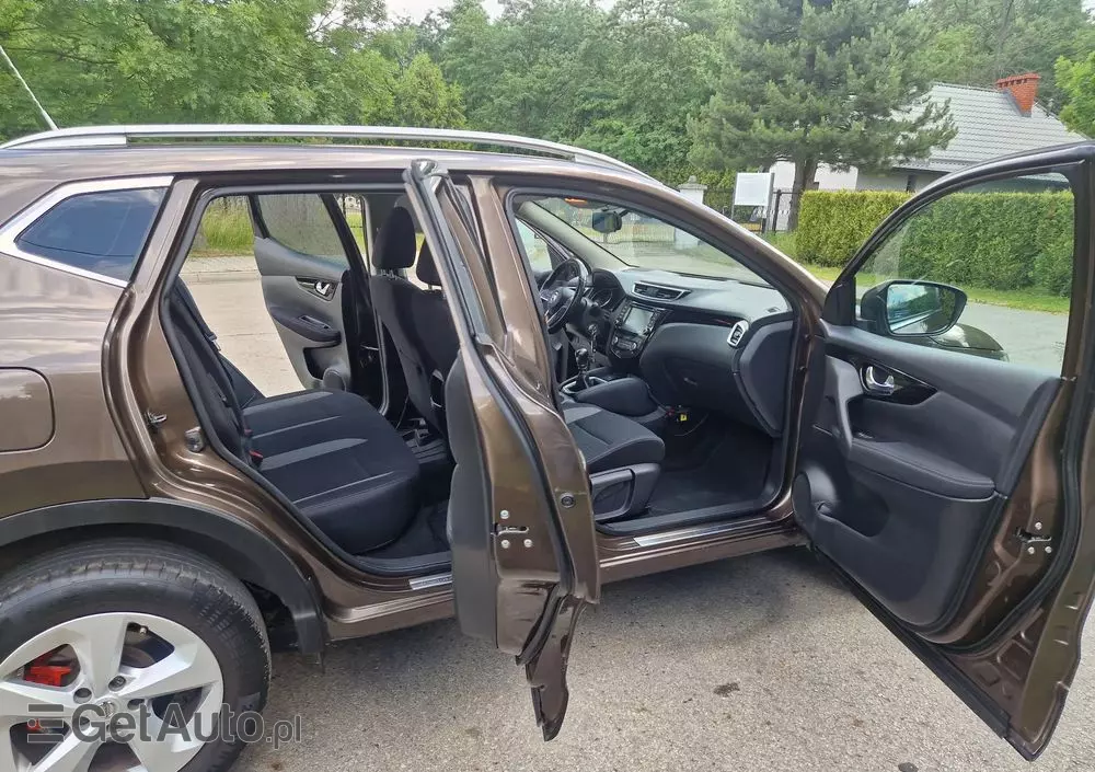NISSAN Qashqai 1.2 DIG-T Tekna EU6
