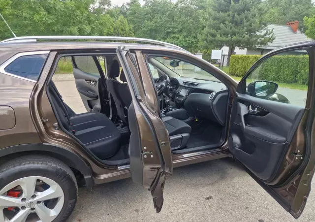 NISSAN Qashqai 1.2 DIG-T Tekna EU6