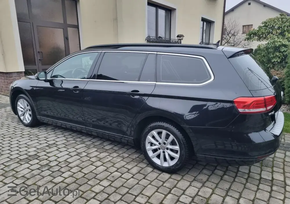 VOLKSWAGEN Passat Variant 1.5 TSI EVO Business