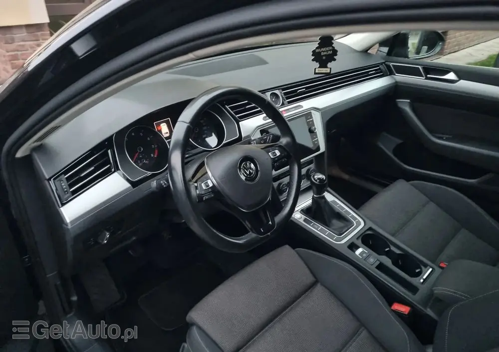 VOLKSWAGEN Passat Variant 1.5 TSI EVO Business