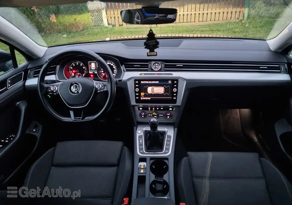 VOLKSWAGEN Passat Variant 1.5 TSI EVO Business