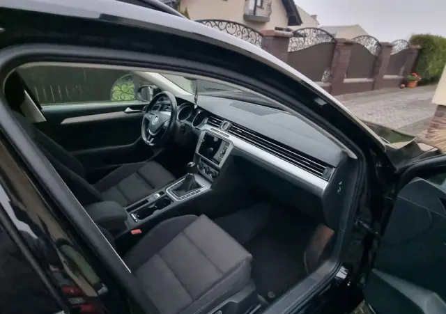 VOLKSWAGEN Passat Variant 1.5 TSI EVO Business