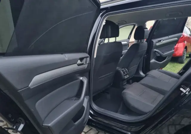 VOLKSWAGEN Passat Variant 1.5 TSI EVO Business