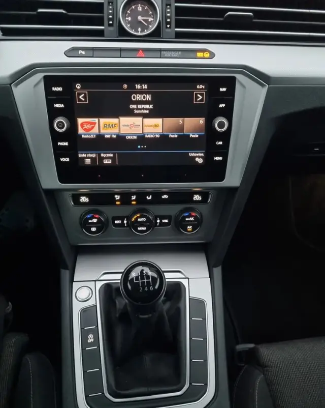 VOLKSWAGEN Passat Variant 1.5 TSI EVO Business