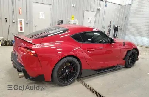 TOYOTA Supra 