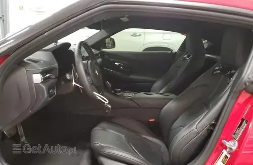 TOYOTA Supra 