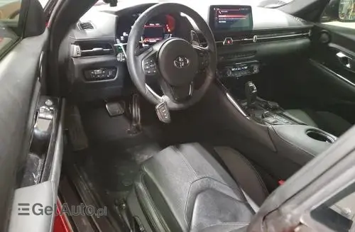 TOYOTA Supra 
