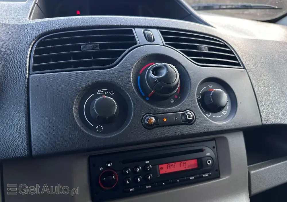 RENAULT Kangoo 