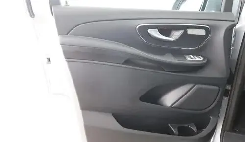 MERCEDES-BENZ Klasa V 