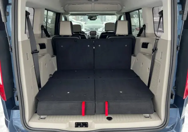 FORD Tourneo Connect Grand 