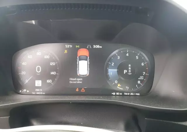 VOLVO XC 40 T5 AWD Momentum