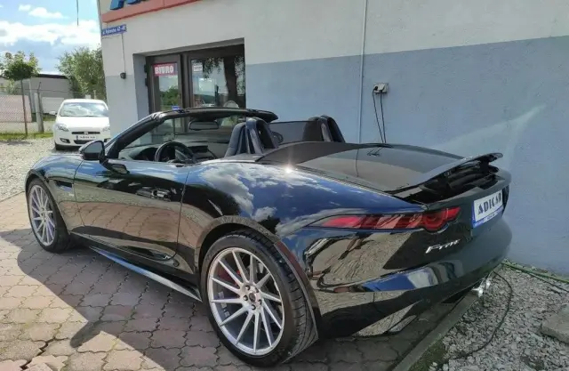 JAGUAR F-type 