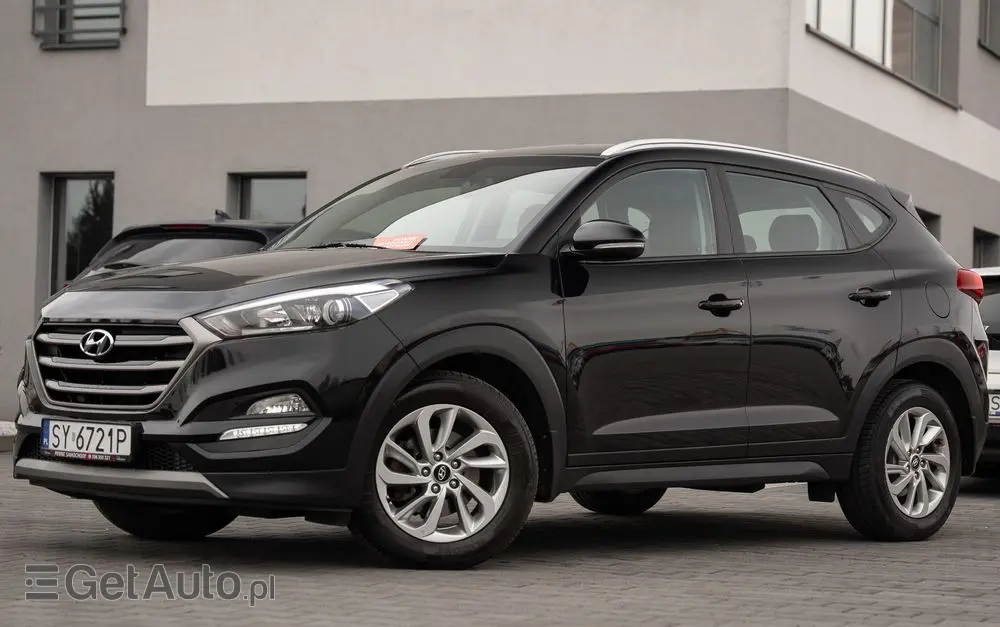 HYUNDAI Tucson 