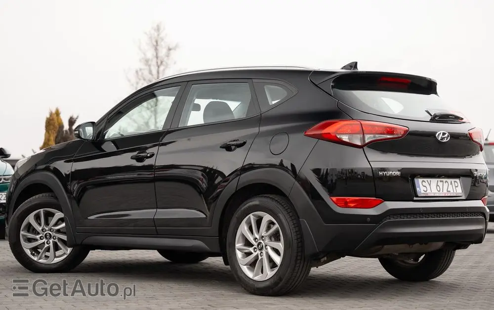HYUNDAI Tucson 