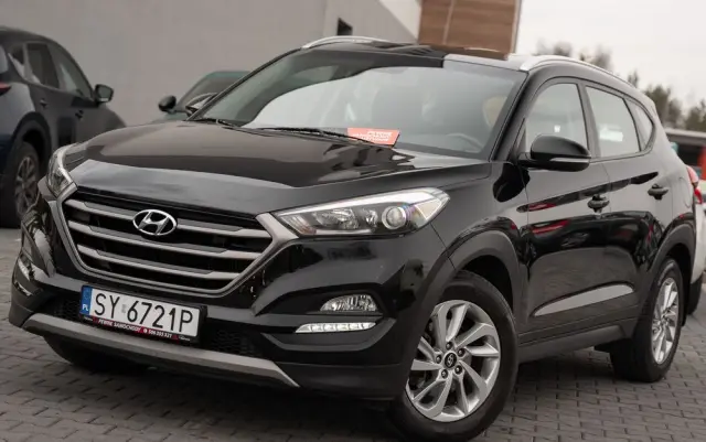 HYUNDAI Tucson 