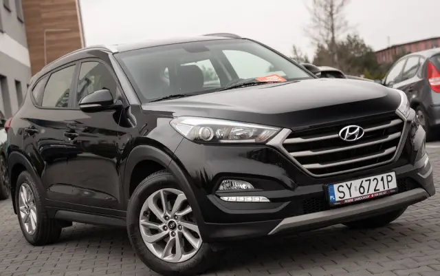 HYUNDAI Tucson 