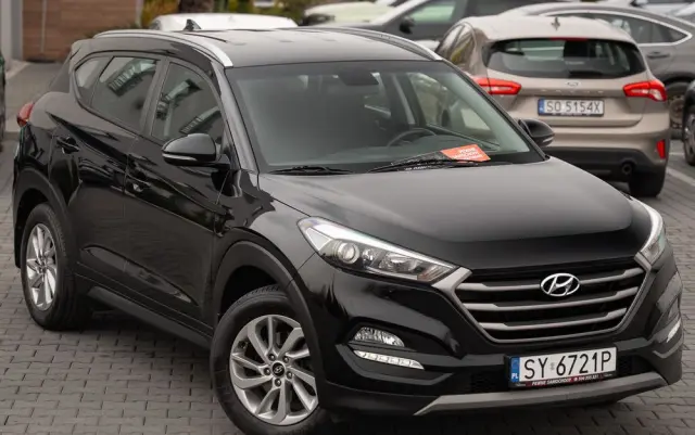 HYUNDAI Tucson 
