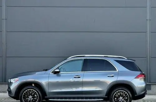 MERCEDES-BENZ GLE 