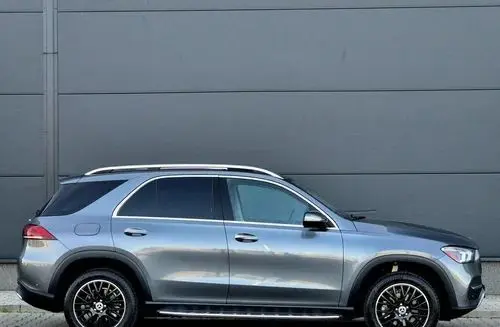 MERCEDES-BENZ GLE 
