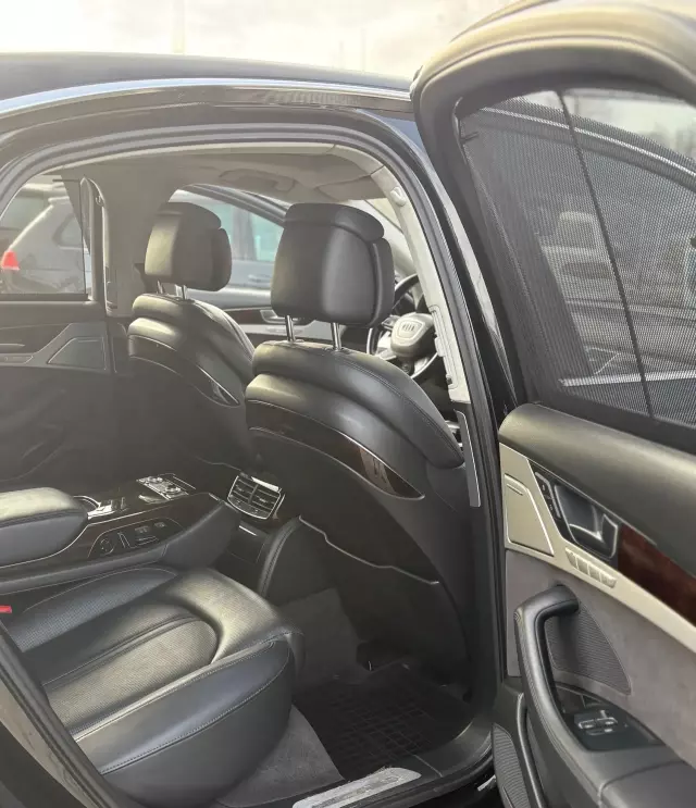 AUDI A8 4.2 BiTDI V8 (350 KM) quattro Tiptronic