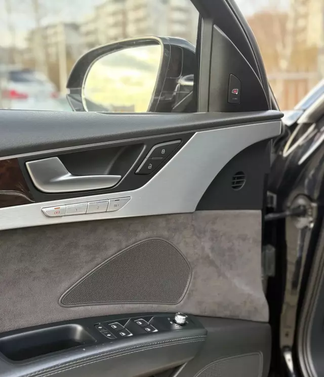 AUDI A8 4.2 BiTDI V8 (350 KM) quattro Tiptronic