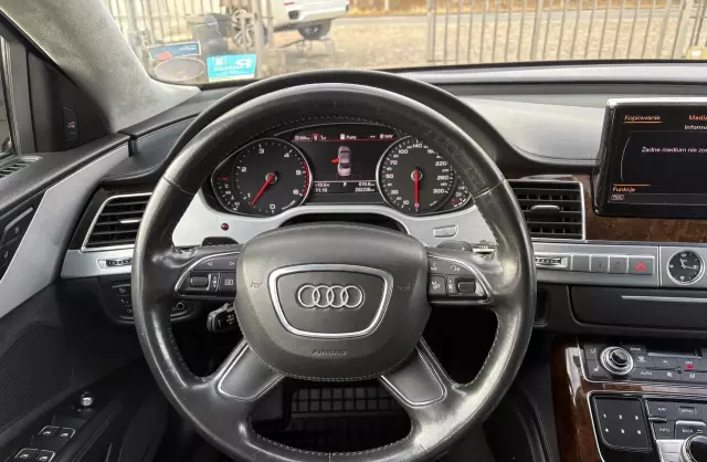 AUDI A8 4.2 BiTDI V8 (350 KM) quattro Tiptronic