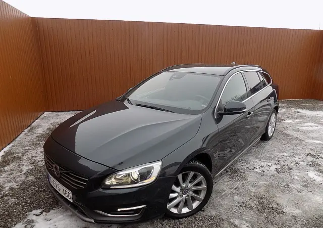 VOLVO V60 Cross Country D3 Kinetic