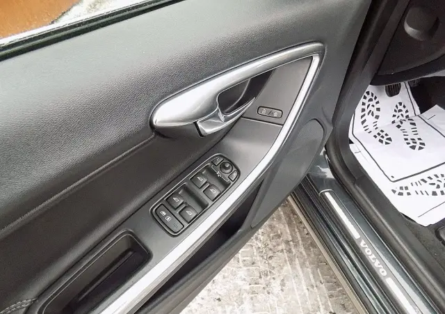 VOLVO V60 Cross Country D3 Kinetic