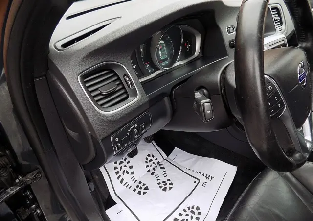 VOLVO V60 Cross Country D3 Kinetic