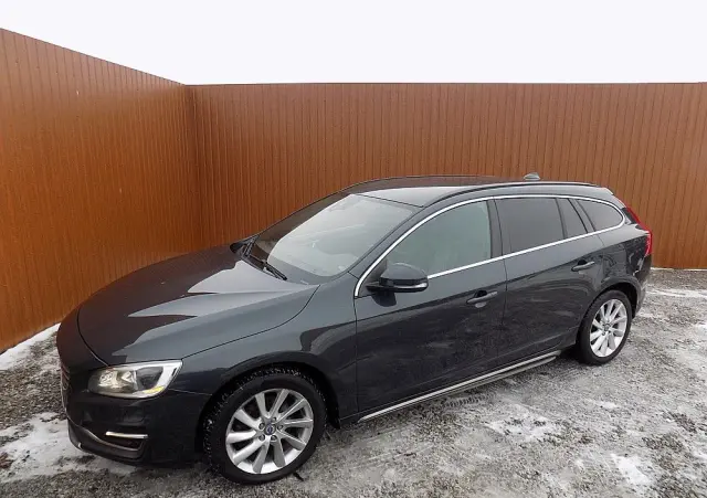 VOLVO V60 Cross Country D3 Kinetic