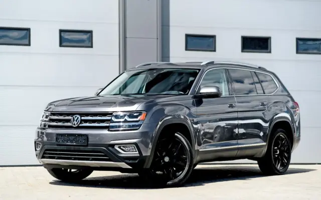 VOLKSWAGEN Atlas 
