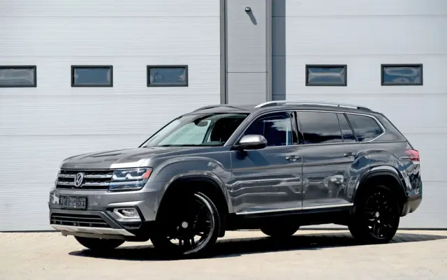 VOLKSWAGEN Atlas 